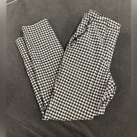 Zara gingham trouser with ruffle pocket detail - Picture 3 of 5